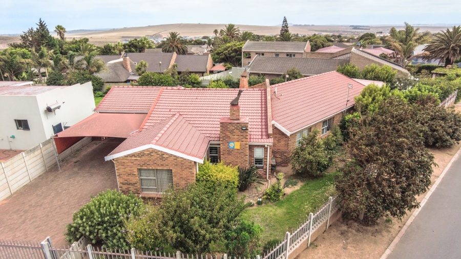 4 Bedroom Property for Sale in Vredenburg Western Cape